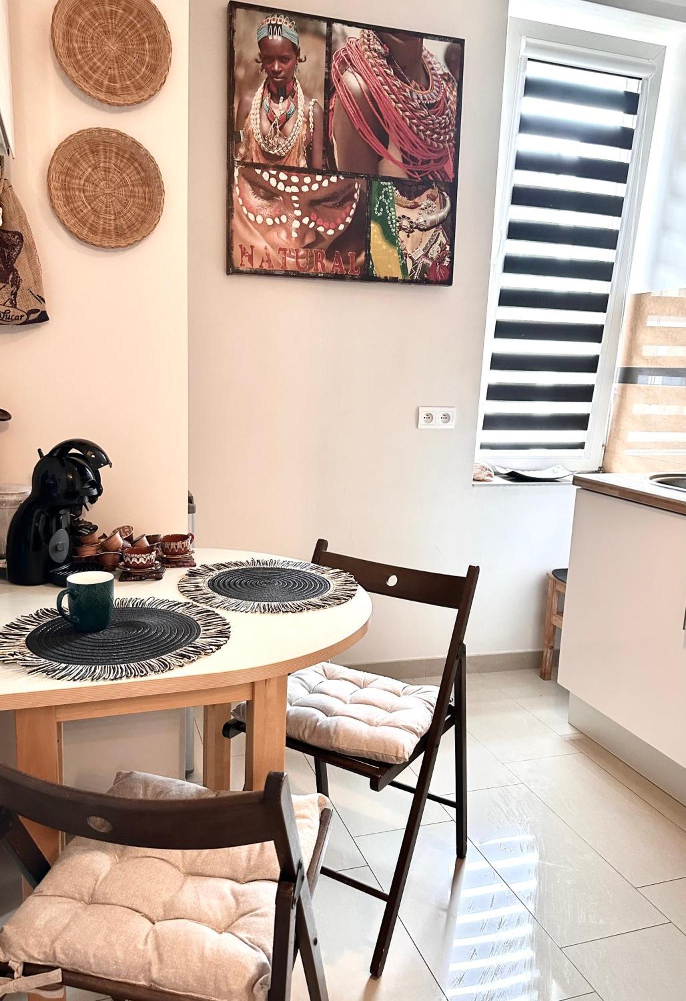 Africa Apartment Warsawa Bagian luar foto